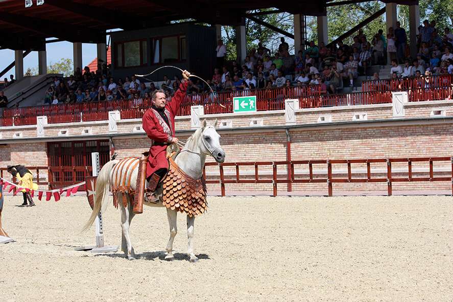 Középkori Forgatag