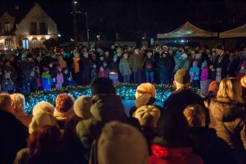 Zweite Adventskerzen Beleuchtung