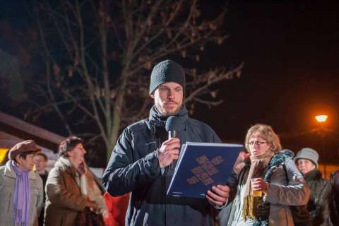 Dritt Adventskerzen Beleuchtung