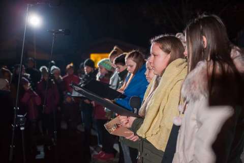 Dritt Adventskerzen Beleuchtung