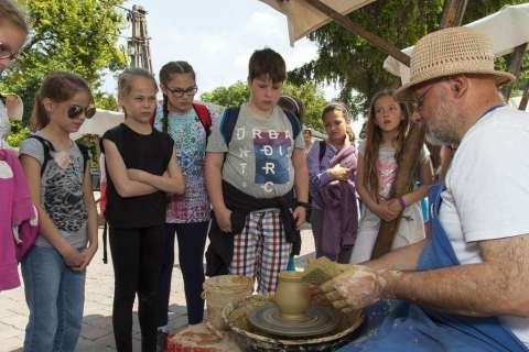 Kinder's Volk Festival