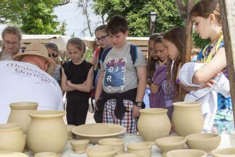 Kinder's Volk Festival