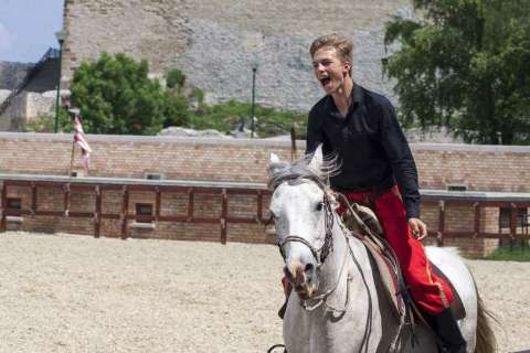 Kinder's Volk Festival