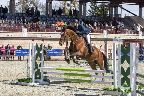 Ostern Springreiten Wettbewerb