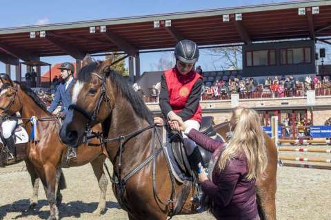 Ostern Springreiten Wettbewerb