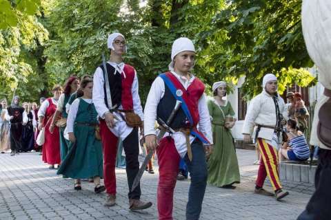 XVIII. das Mittelalterliche Treiben