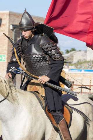 XVIII. das Mittelalterliche Treiben