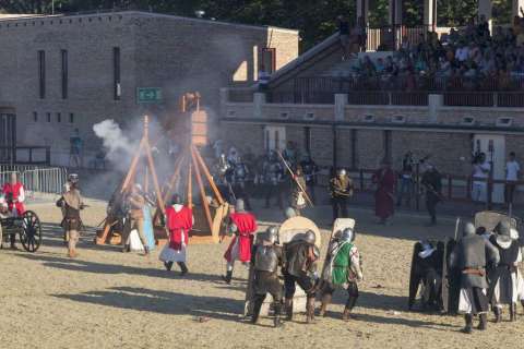 XVIII. das Mittelalterliche Treiben