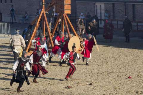 XVIII. das Mittelalterliche Treiben