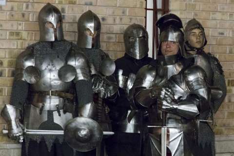 XVIII. das Mittelalterliche Treiben