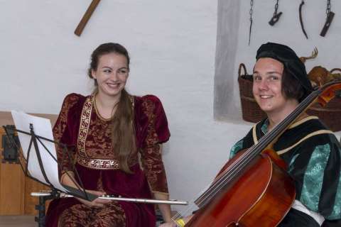 LIEBE, LOYALITÄT, INTRIGE - MYSTERIÖSE NACHT IN DER BURG VON DIÓSGYŐR